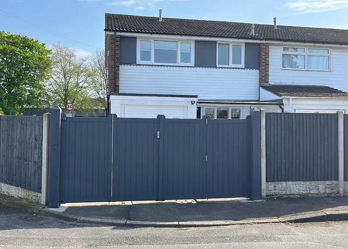 Wilford Charm Spacious 3Br Retreat In Nottingham