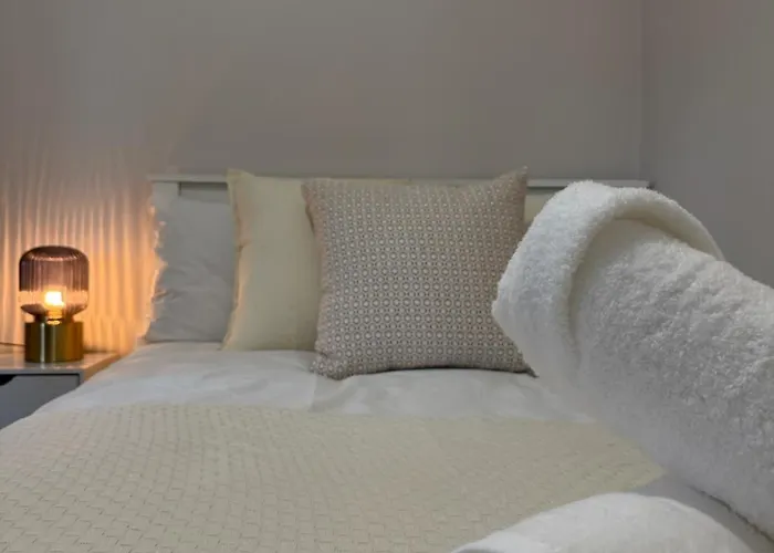 Middleton Mews- 3Br- Wollaton Park-Hospital & Uni